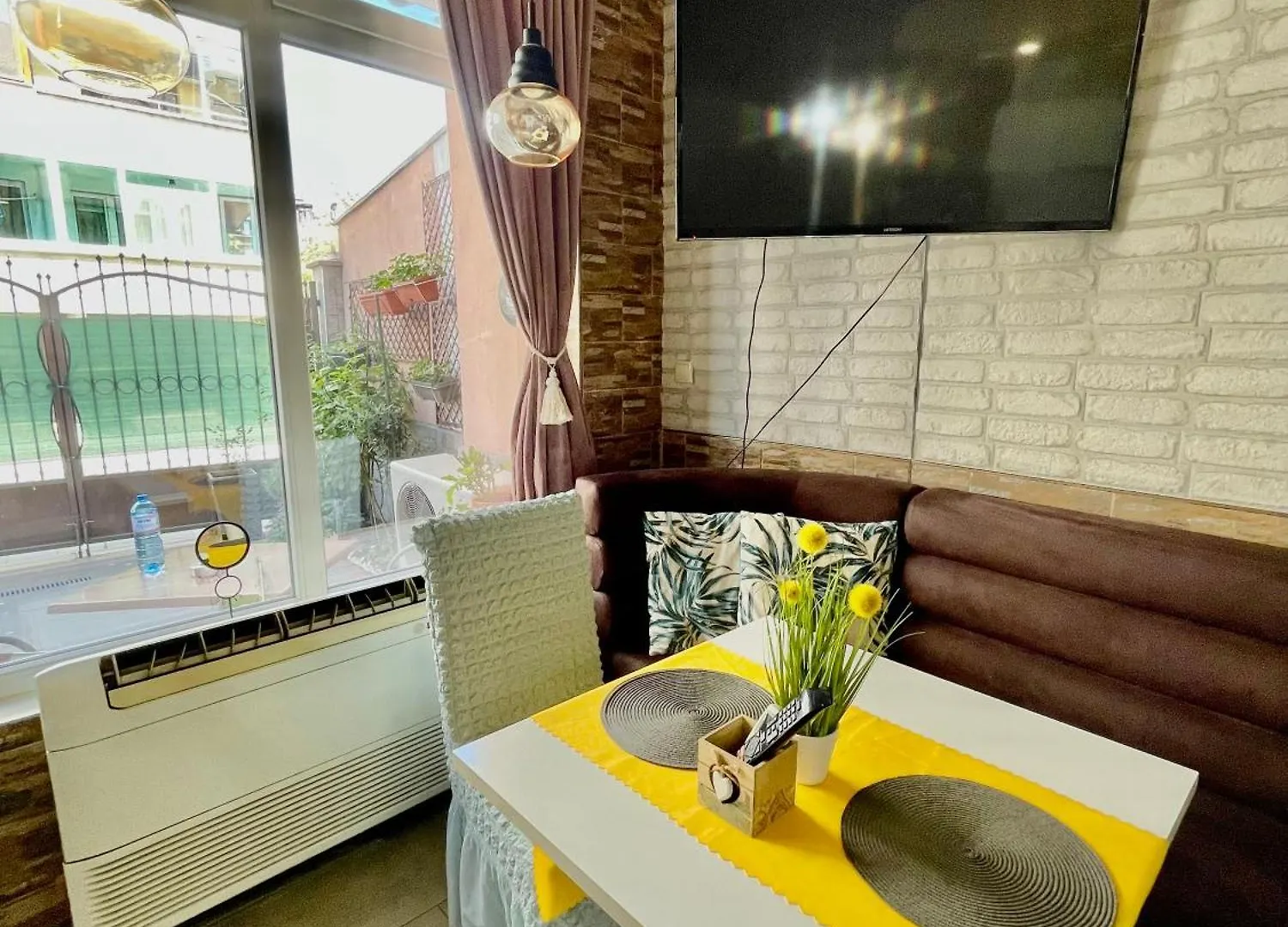 Hotel White Rose Guest Rooms Burgas